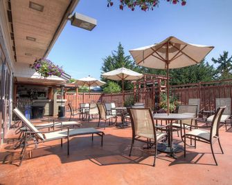 Earthbox Inn & Spa - Friday Harbor - Patio