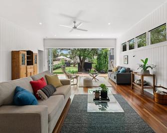 The Keepers House - Toowoomba - Living room