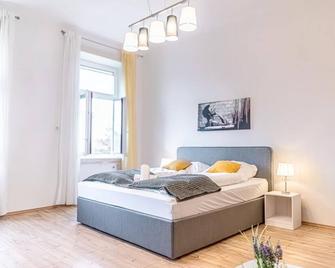 Attractive 2br Apt Near Akh Ideal For Longstays - Vienna - Bedroom