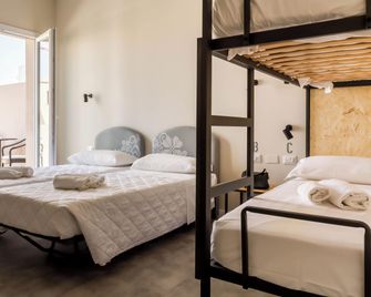 Piccolo Catalunya Hostel - Alghero - Sypialnia