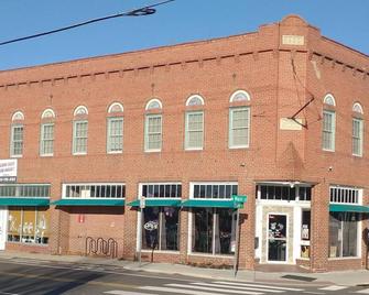 Spacious Riverfront Loft Close to Downtown and Dining - Salisbury - Building