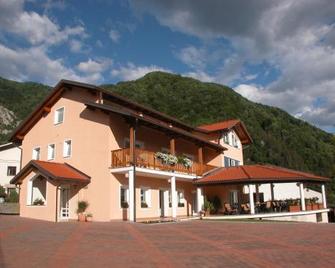 Hotel Penzion Kobala - Tolmin - Edificio