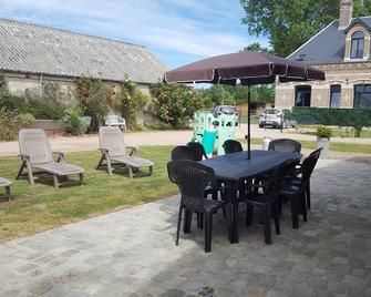 Cottage 7 or 8 people in the Bay of Somme - Rue - Innenhof
