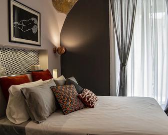 Palazzo Stendardo - Cava de' Tirreni - Schlafzimmer