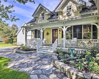 On-Site Pond Spacious Family Home in Jefferson! - Jefferson - Patio