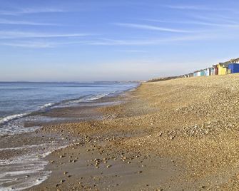 Tranquil Cottage in this Quiet Corner of The New Forest. - Lymington - Beach