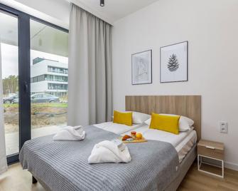 Shellter Premium Apartment Beachside by Renters Prestige - Dźwirzyno - Schlafzimmer