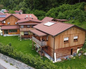 Waldhof - Landskron - Gebäude