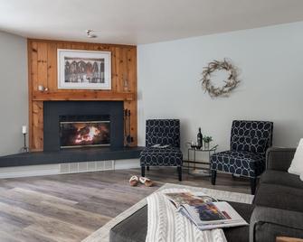 Outpost: Balsam Lodge A3 - Aspens Location! - Wilson - Living room