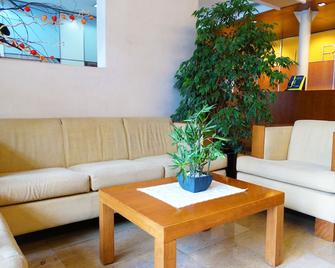 Hotel Rambla - Figueres - Lobby