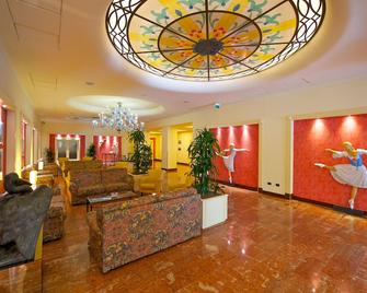 Mercure Reggio Emilia Centro Astoria - Reggio nell'Emilia - Lobby