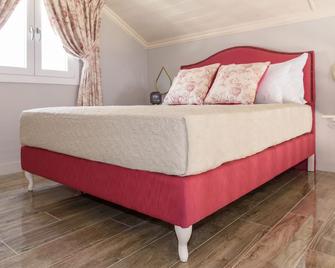 Nafsika Suites - Nea Moudania - Quarto