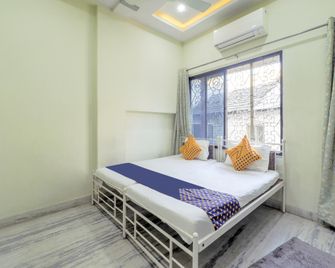 Spot On 77289 Hotel Sanskriti - Nagpur - Habitación