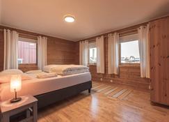 Henningsvær Rorbuer - Henningsvær - Schlafzimmer