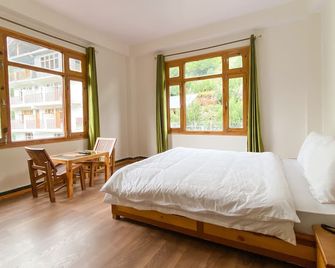 Hotel Kalpa Retreat - Kalpa - Habitación
