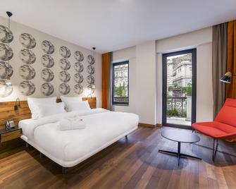 Shota @ Rustaveli Boutique Hotel - טביליסי - חדר שינה