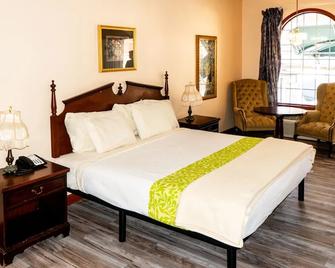 Cumberland Gap Inn - Cumberland Gap - Bedroom