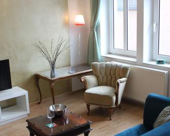 Schön, Ruhig und Mittendrin! - Troisdorf - Wohnzimmer