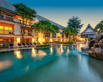 Centara Kata Resort Phuket (Sha Plus+) - קארון - בריכה