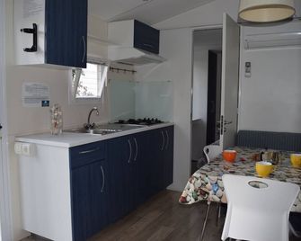 Villaggio Camping Bosco Selva - Alberobello - Küche