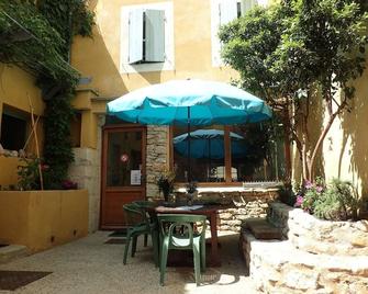 Gîte De L'aspa - Saint-Christol - Patio