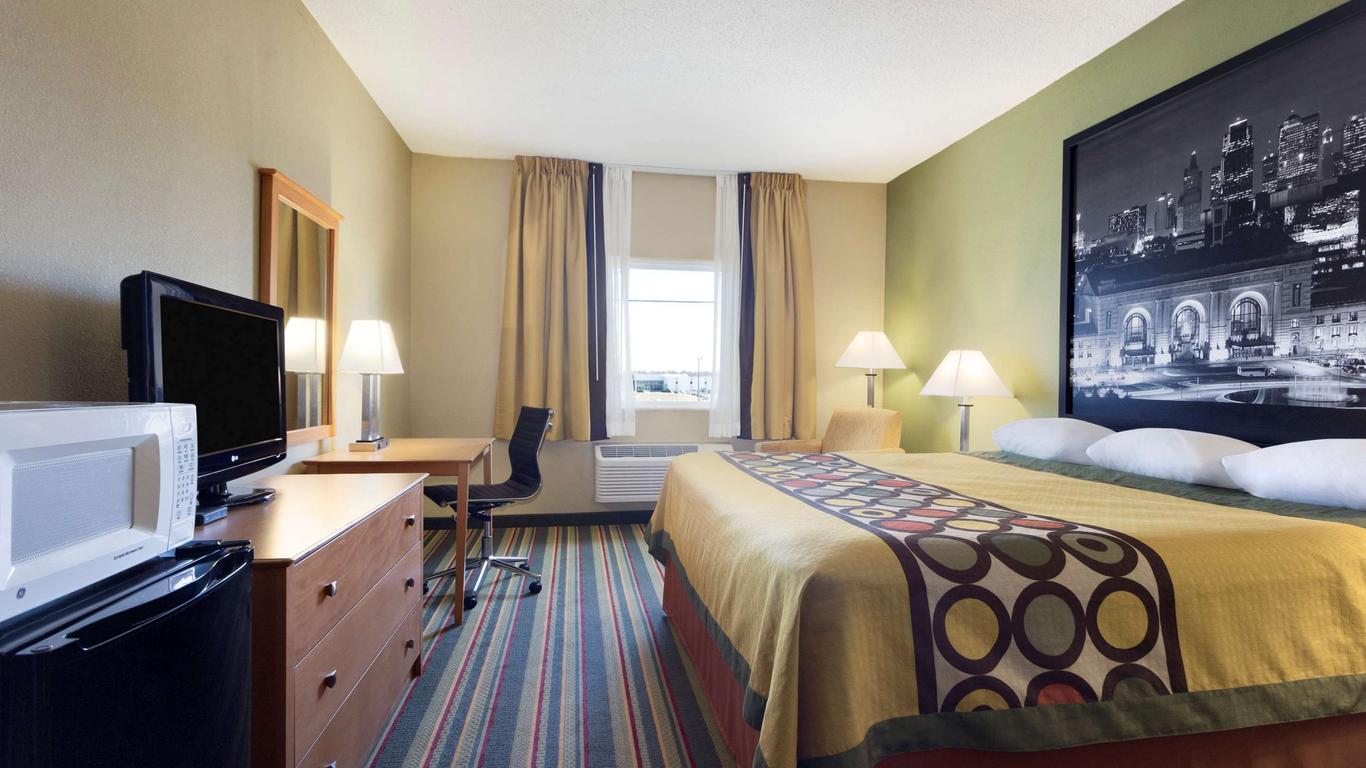 سوبر 8 باي ويندام لي سامت