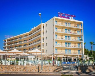 Hotel Servigroup Trinimar - Benicàssim - Building