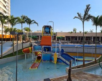 Hospede - Se No Solar Das Aguas - Olímpia - Piscina