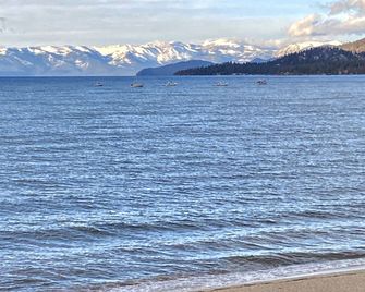 Tahoe Lakeshore Lodge & Spa - South Lake Tahoe - Beach