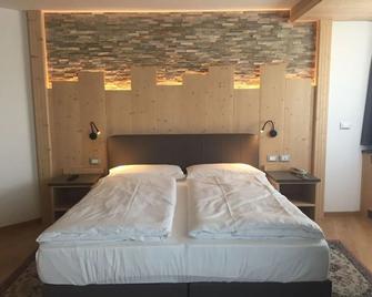 Hotel Giusy - Malosco - Slaapkamer