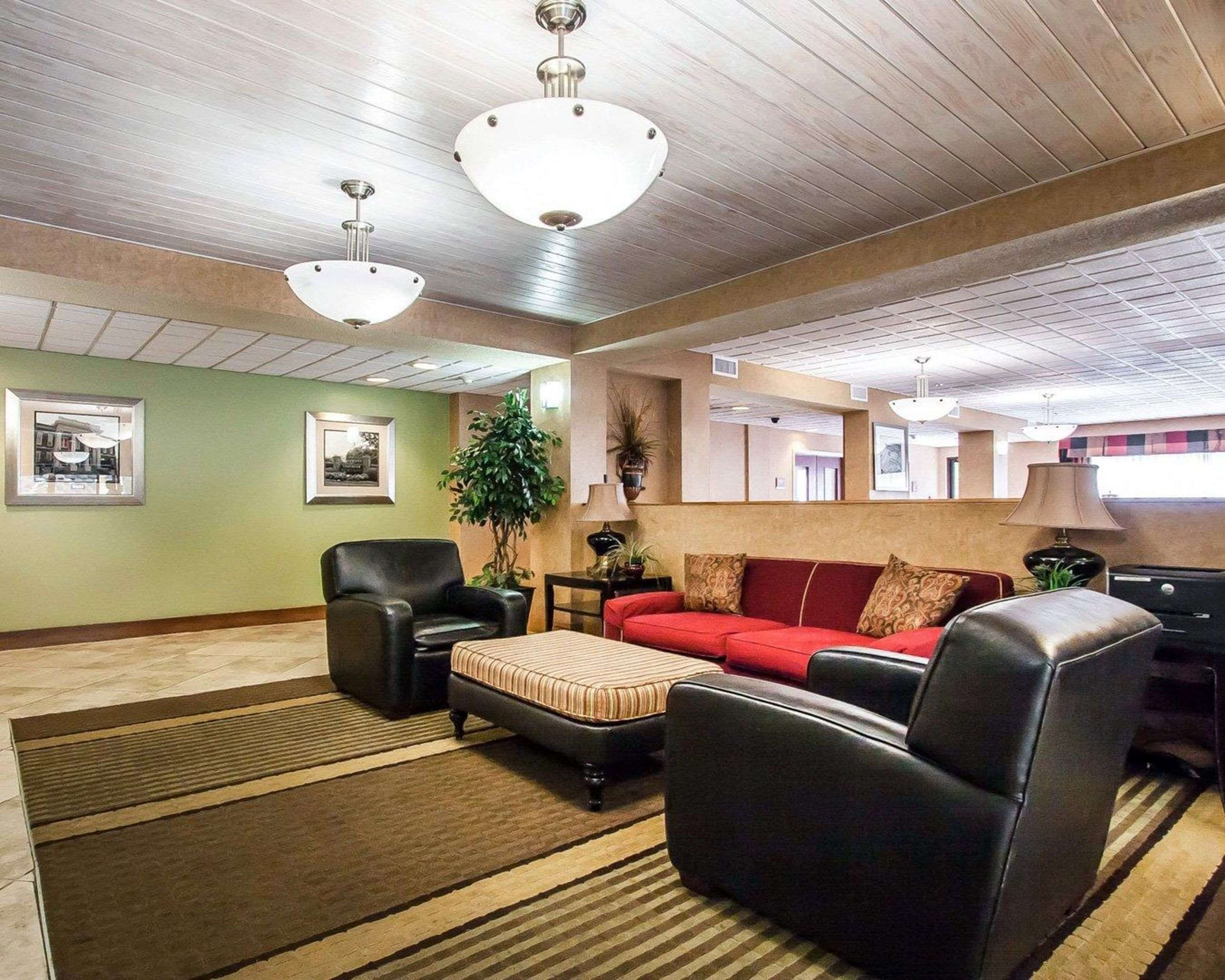 Sleep Inn & Suites Hattiesburg North thumbnail 3