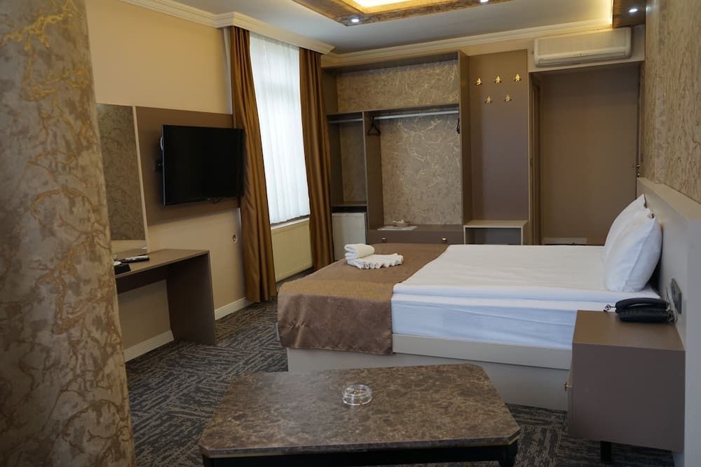Etap Bulvar Hotel thumbnail 3
