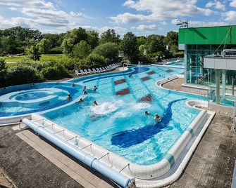 Akzent Hotel Berlin - Bad Bevensen - Pool