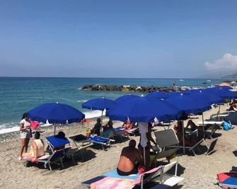 Sea Palace Hotel - Fuscaldo - Beach