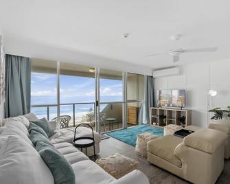 Baronnet Apartments - Surfers Paradise - Living room