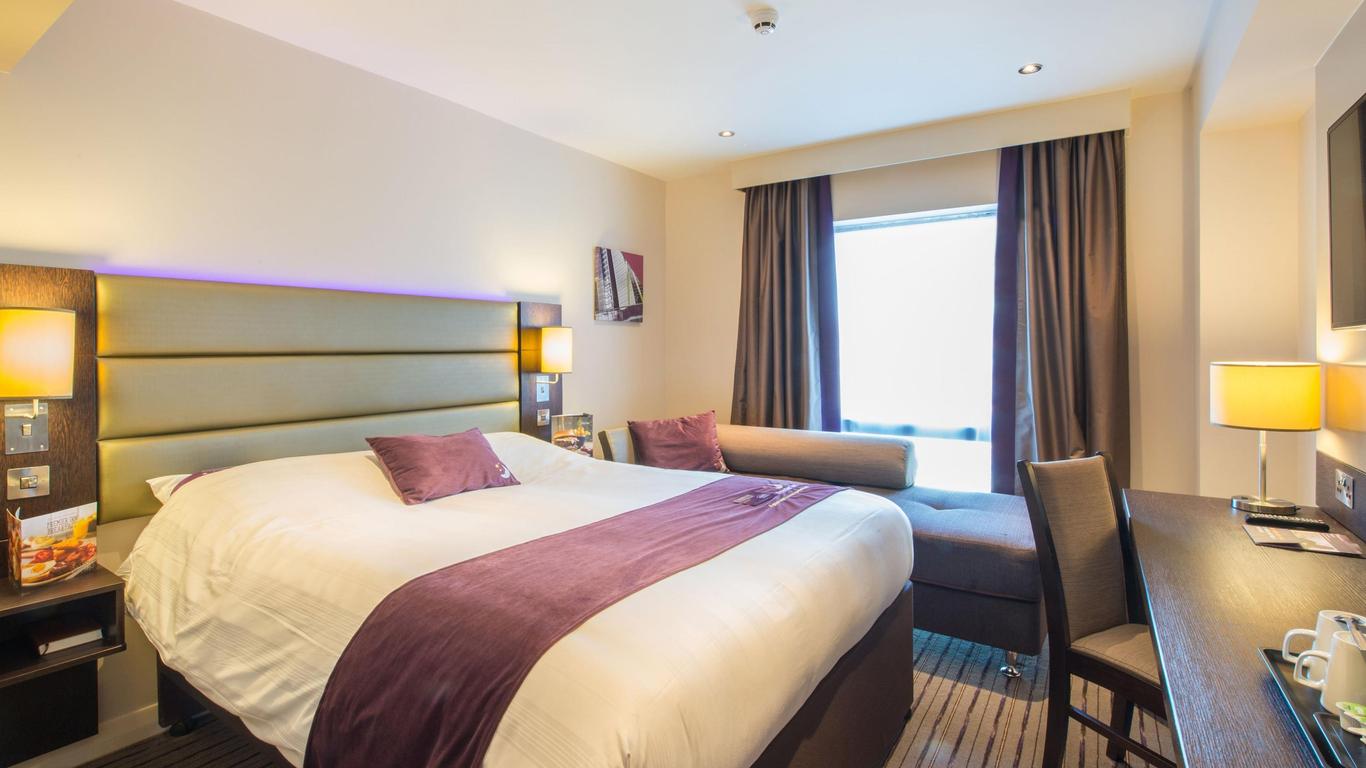 Premier Inn Tenby Town Centre