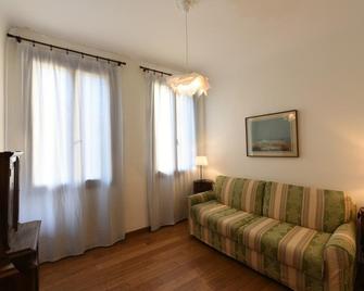 Le Due Corone Bed & Breakfast - Venice - Living room
