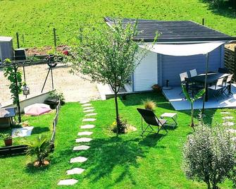 Agreable Petit Chalet - Camarsac - Patio