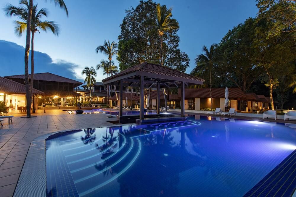 أدينا بيتش ريزورت