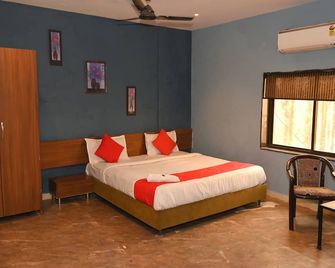 Hotel Ryaan Inn - Raipur Junction - Raipur - Slaapkamer