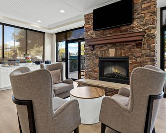 Comfort Suites Augusta Riverwatch - Augusta - Lounge