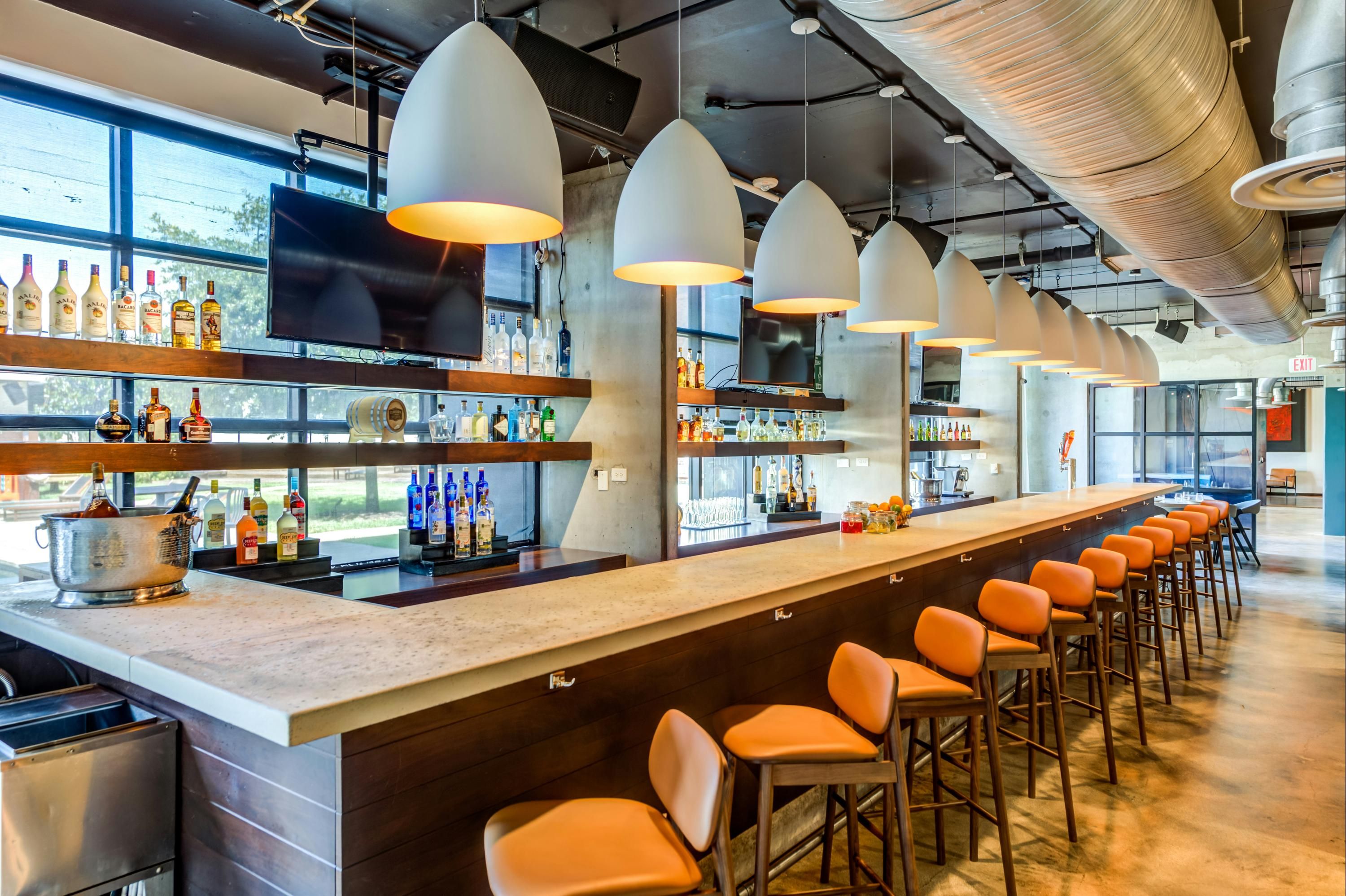 NYLO Las Colinas Hotel, Tapestry Collection by Hilton - אירווינג - בר