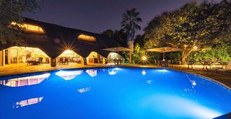 Bayete Guest Lodge - Victoria Falls