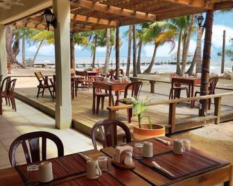 Pelican Beach Resorts Dangriga - Dangriga