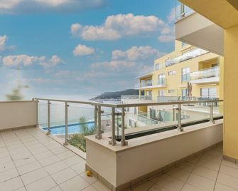 Sea Sound Apartment by Trip2Portugal - Sesimbra - Balcony