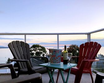Star of the Sea guest house - White Rock - Balcón