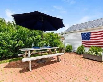 Stay at Black Rock Harbor - Bridgeport - Patio