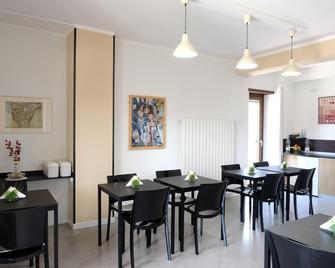 B&B Grandangolo - Coppito - Restaurante