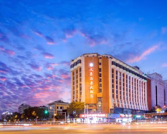 Wenhao Seaview Hotel Sanya - Sanya - Building