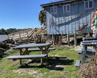 Apalachicola Oyster House, new Dock - Apalachicola - Innenhof
